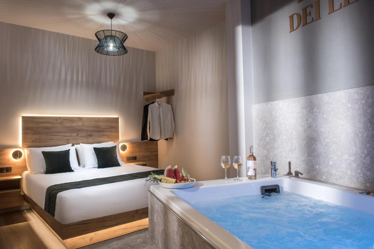 Jacuzzi Suite Piazza Dei Leoni 伊拉克利翁 外观 照片
