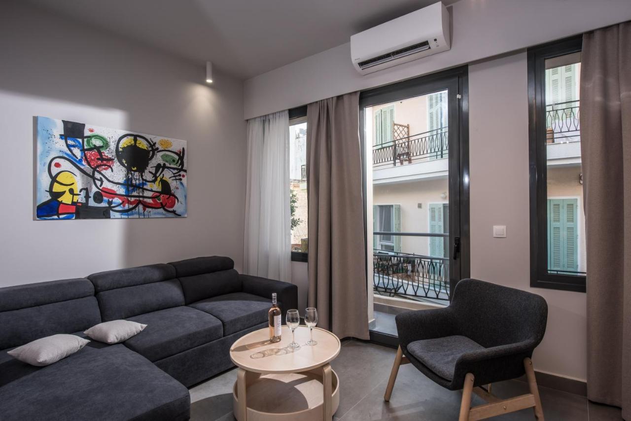Jacuzzi Suite Piazza Dei Leoni 伊拉克利翁 外观 照片